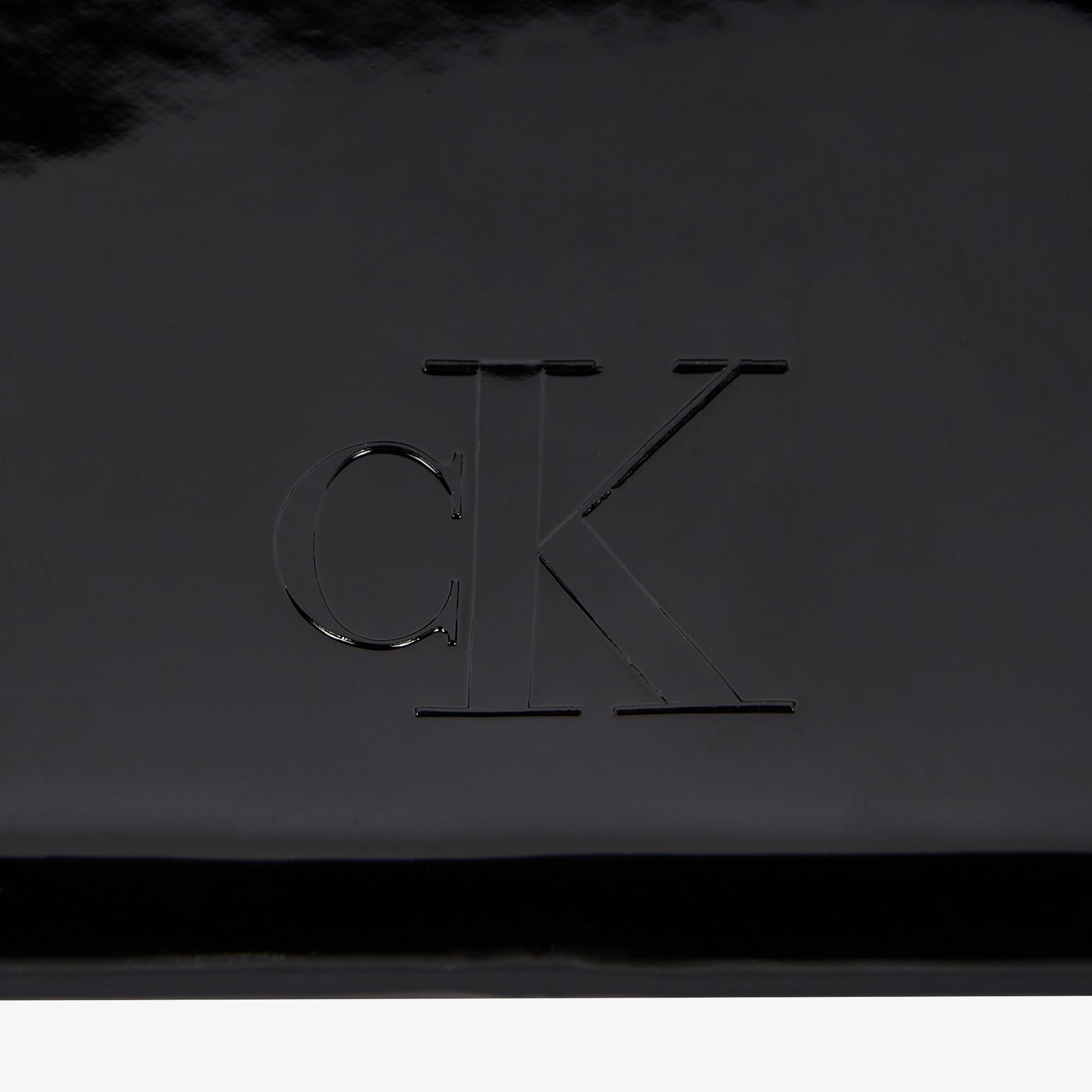 Calvin Klein 25 Patent Kadın Siyah El Çantası