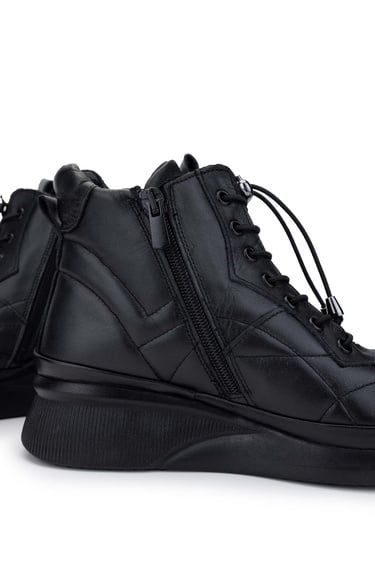  Tamer Tanca Kadın Hakiki Deri Siyah Deri Casual Bot