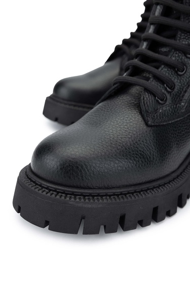  Tamer Tanca Kadın Hakiki Deri Siyah Floter Casual Bot