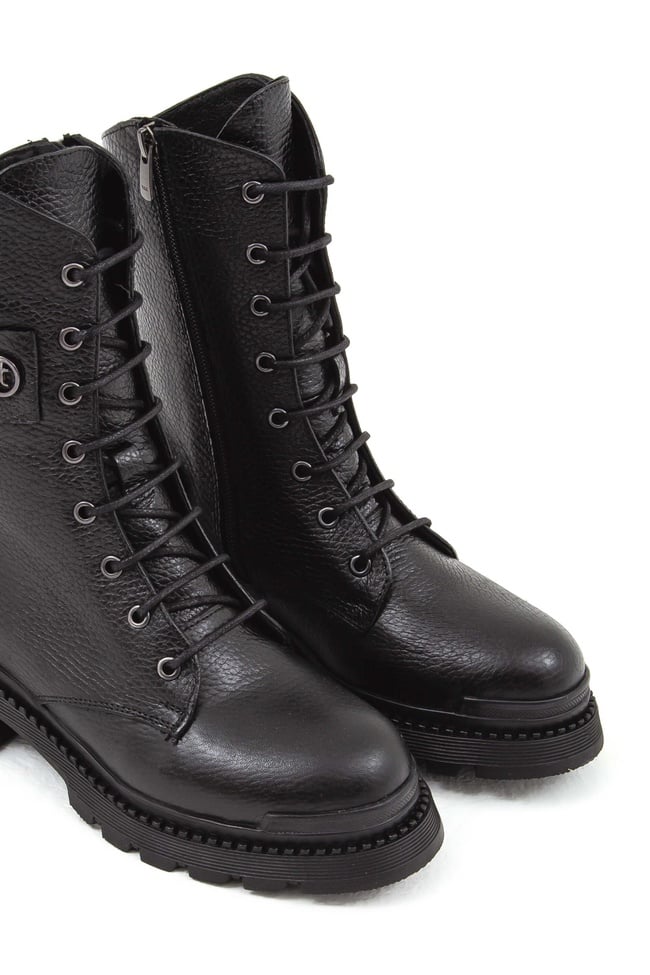  Tamer Tanca Kadın Hakiki Deri Siyah Floter Casual Bot