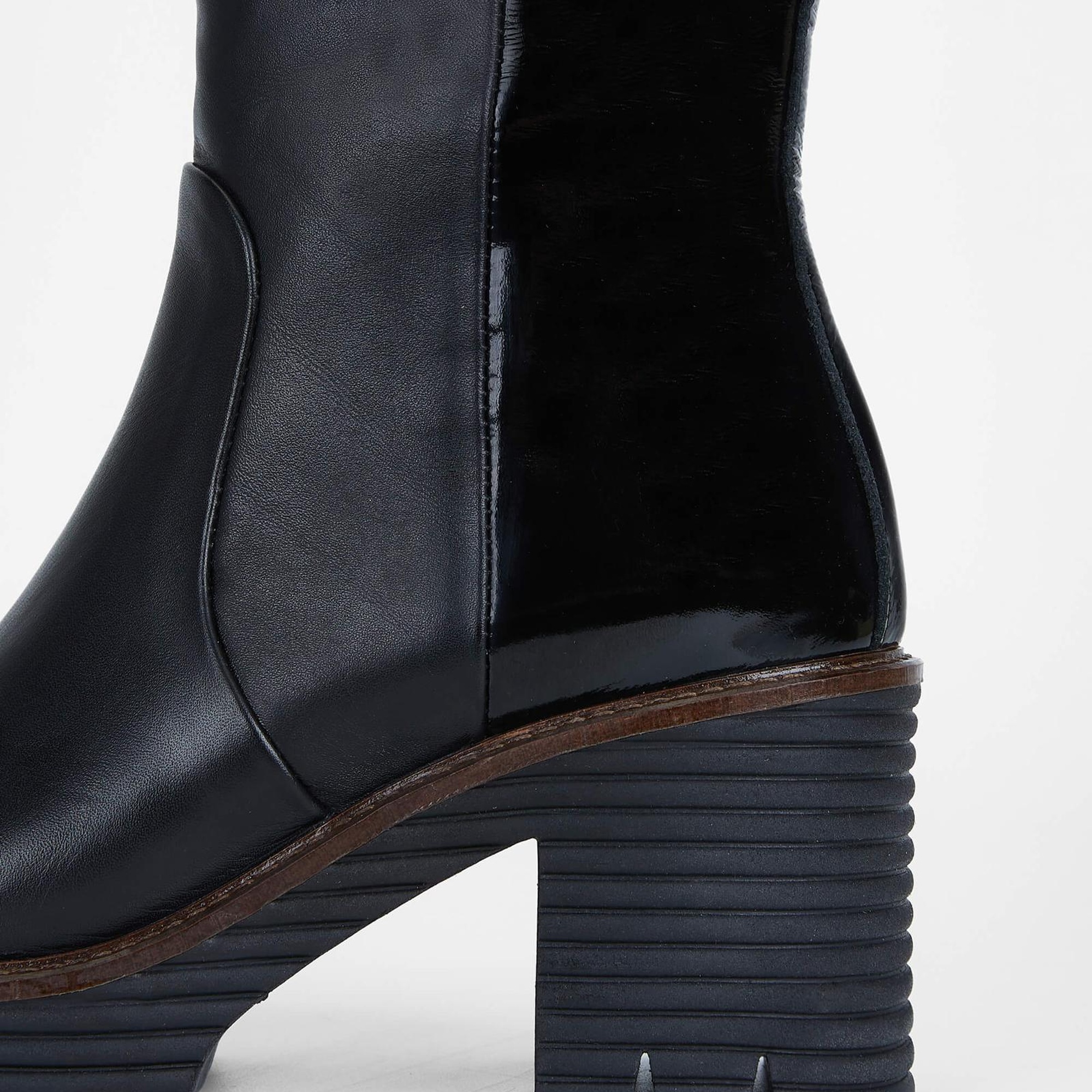 Tamer Tanca Kadın Hakiki Deri Siyah Analin Casual Bot