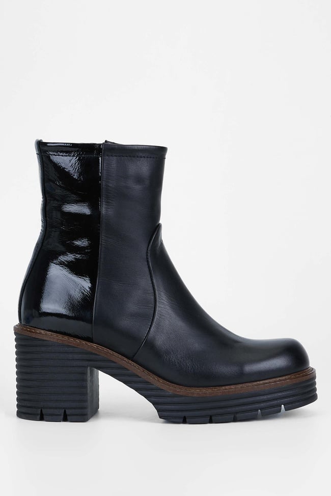  Tamer Tanca Kadın Hakiki Deri Siyah Analin Casual Bot