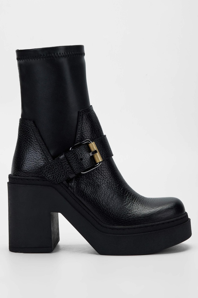  Tamer Tanca Kadın Hakiki Deri Siyah Deri Casual Bot