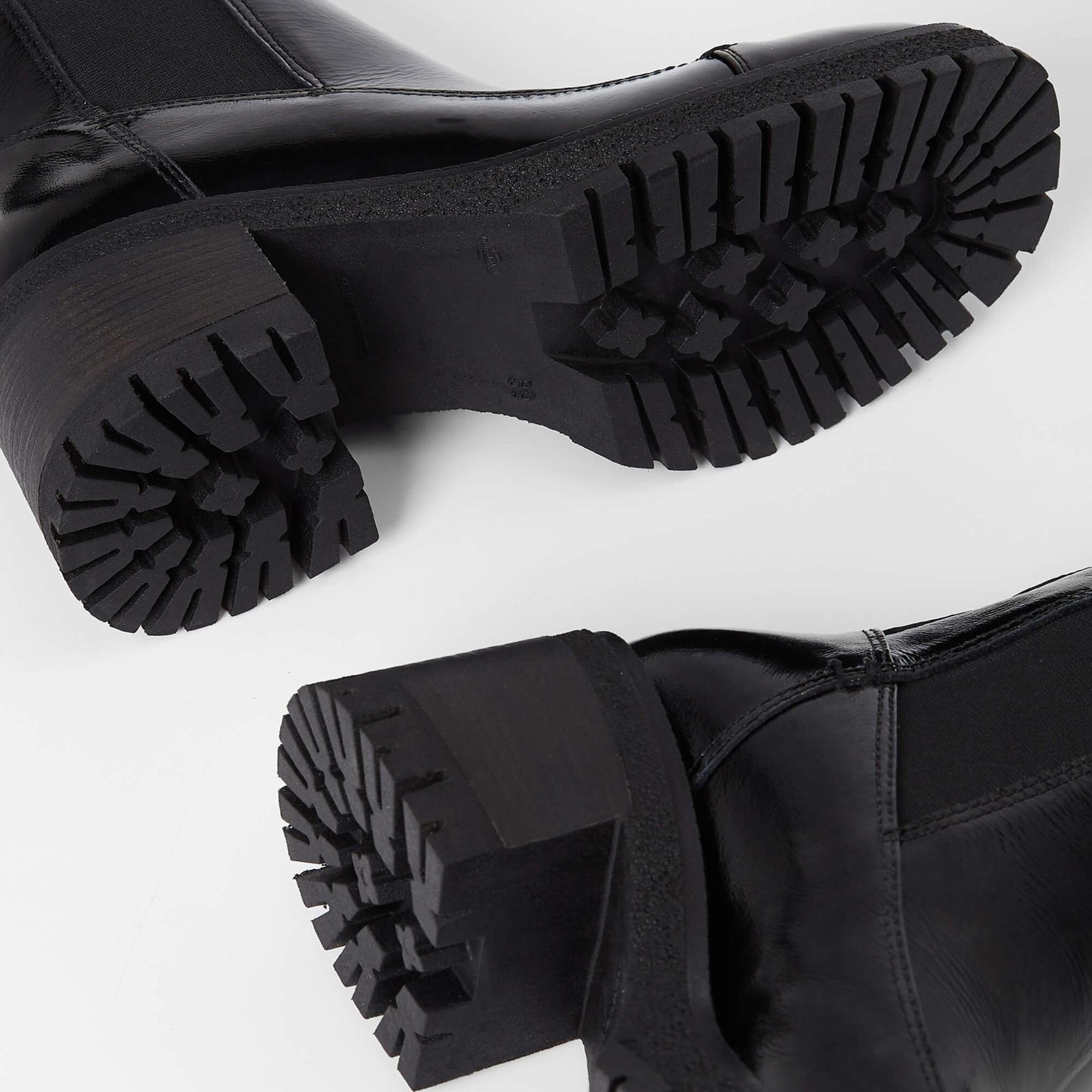 Tamer Tanca Kadın Hakiki Deri Siyah Rugan Casual Bot