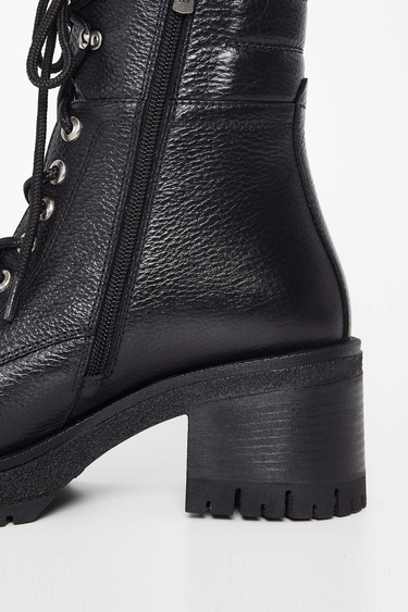  Tamer Tanca Kadın Hakiki Deri Siyah Casual Bot