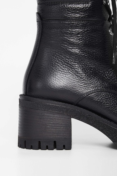  Tamer Tanca Kadın Hakiki Deri Siyah Casual Bot