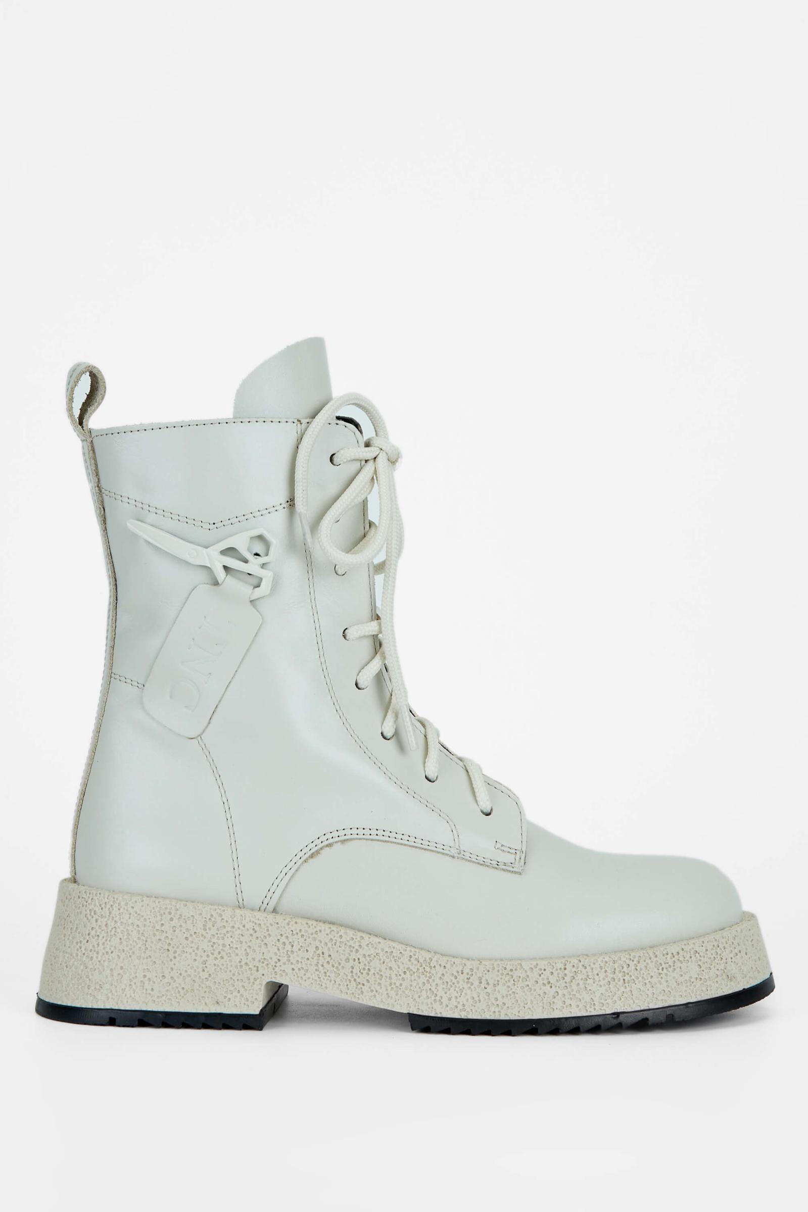  Tamer Tanca Kadın Hakiki Deri Kırık Beyaz Casual Bot