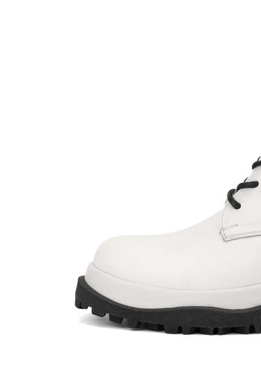  Tamer Tanca Kadın Hakiki Deri Kırık Beyaz Casual Bot