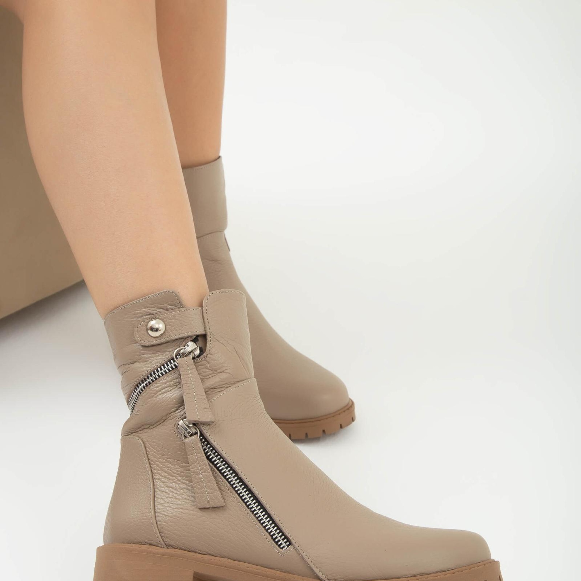 Tamer Tanca Kadın Hakiki Deri Vizon Casual Bot