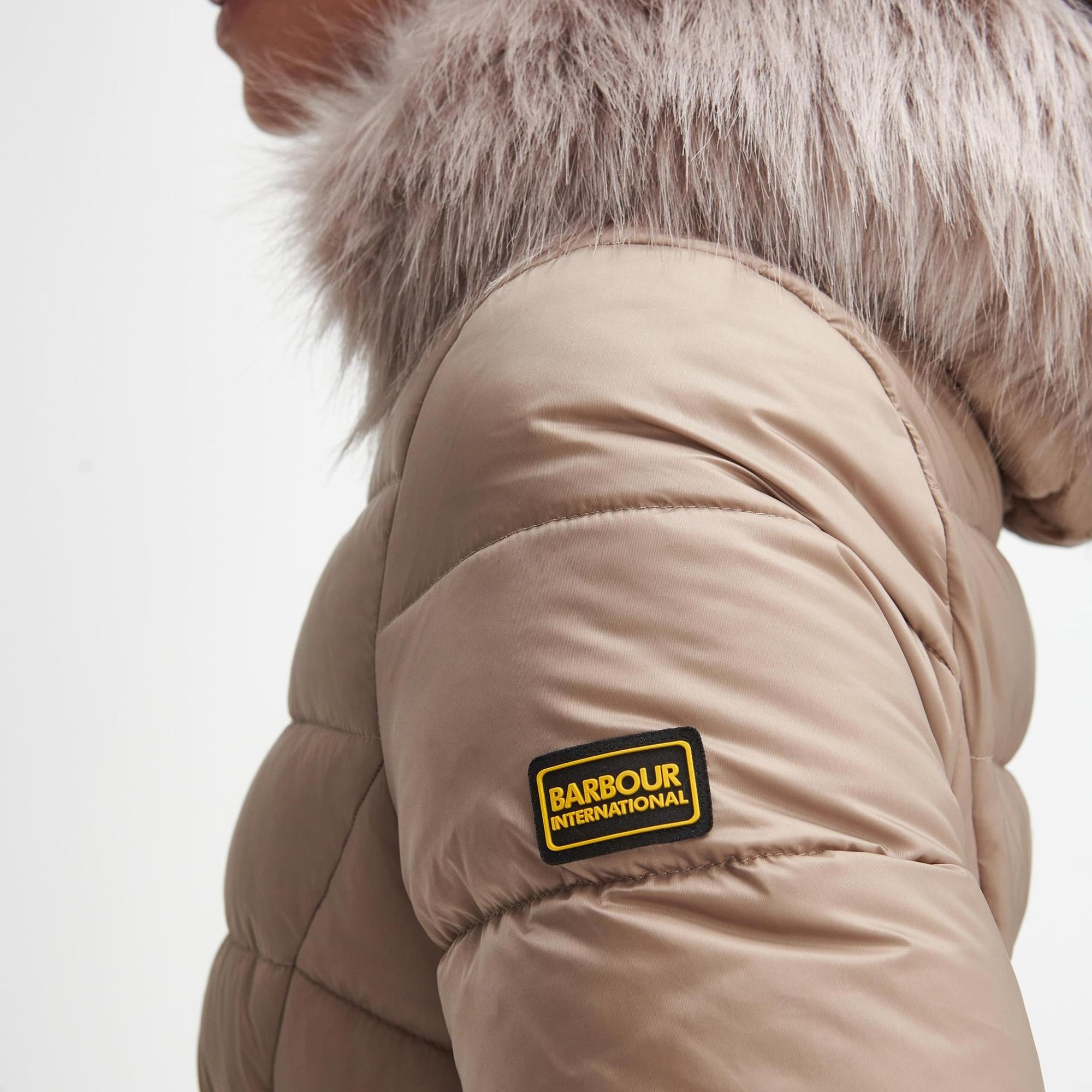 B.Intl Island Puffer Ceket