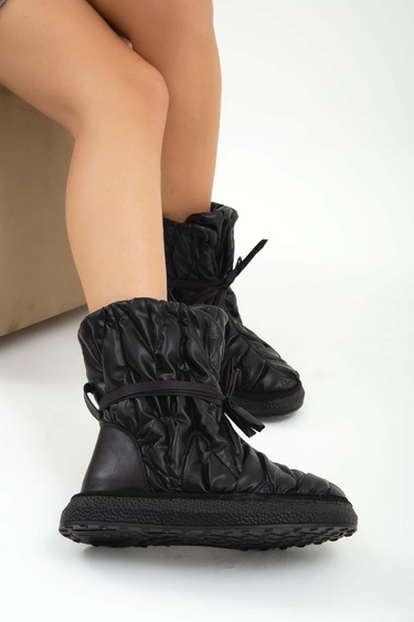  Tamer Tanca Kadın Hakiki Deri Siyah Deri Casual Bot