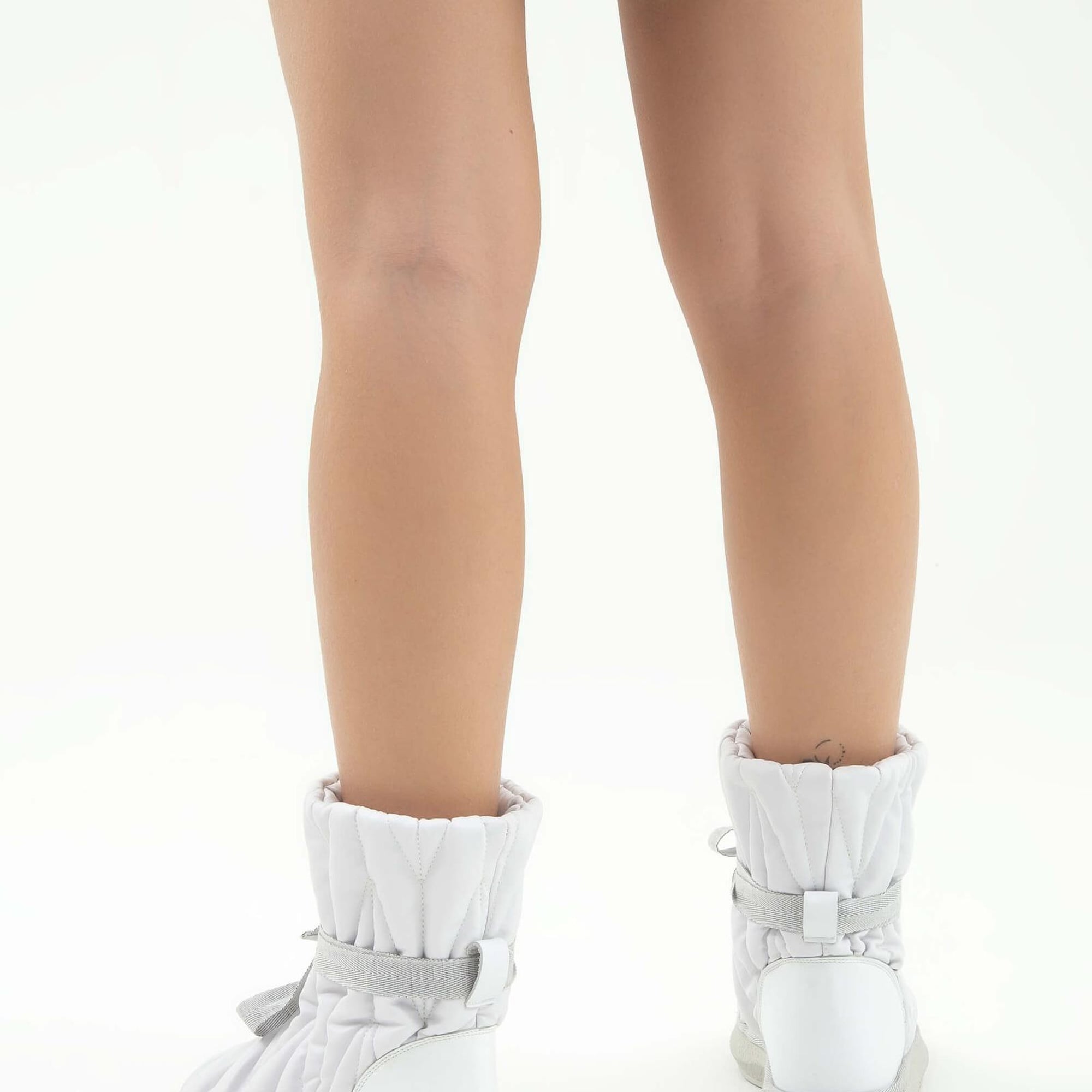 Tamer Tanca Kadın Hakiki Deri Beyaz Casual Bot