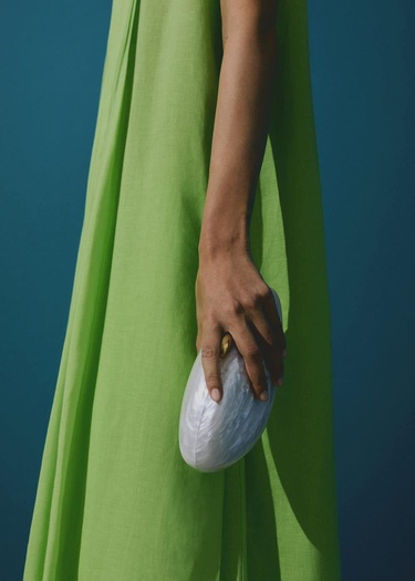  Mango Kadın İnci Görünümlü Clutch Çanta Fildişi Rengi