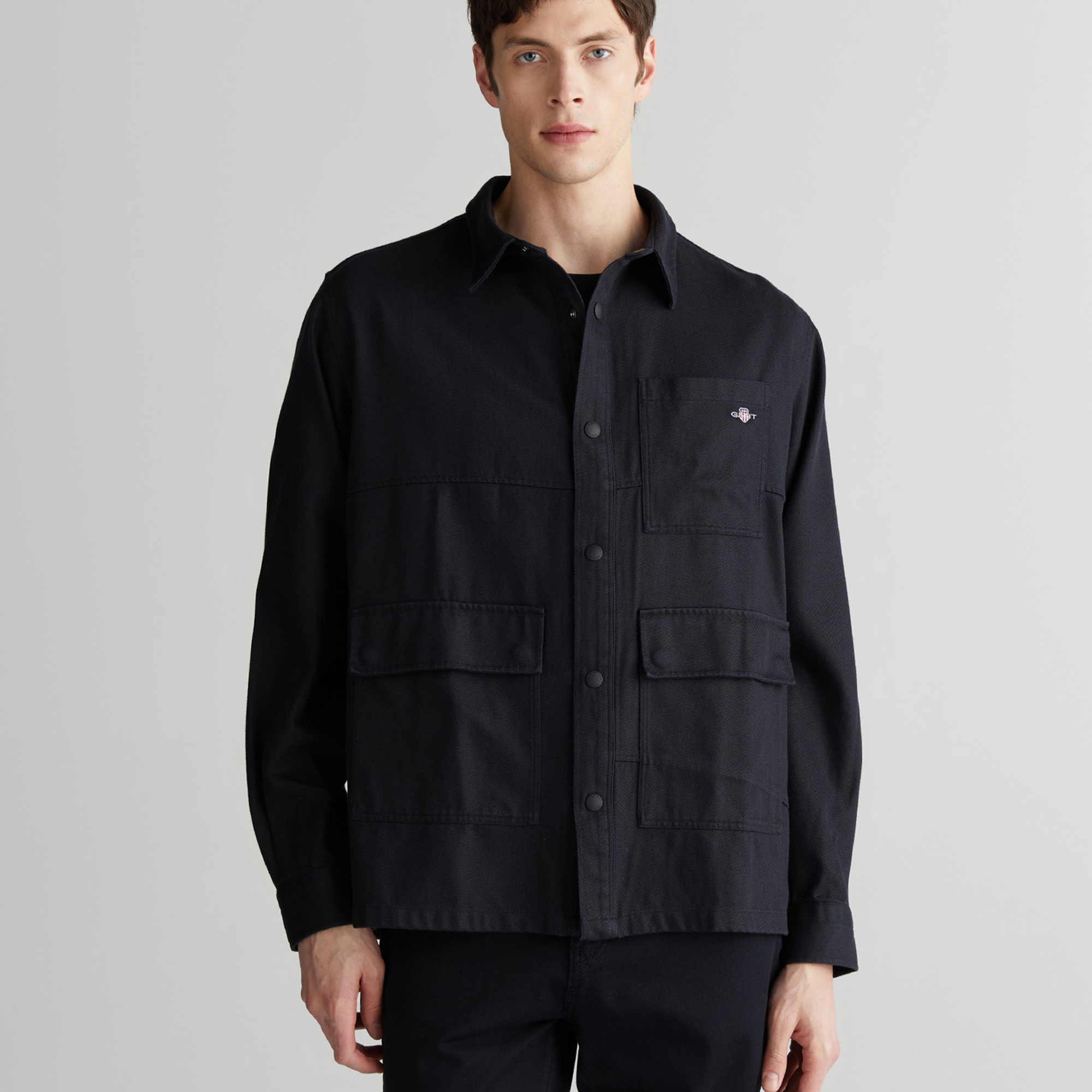 GANT Erkek Siyah Oversize Fit Gömlek