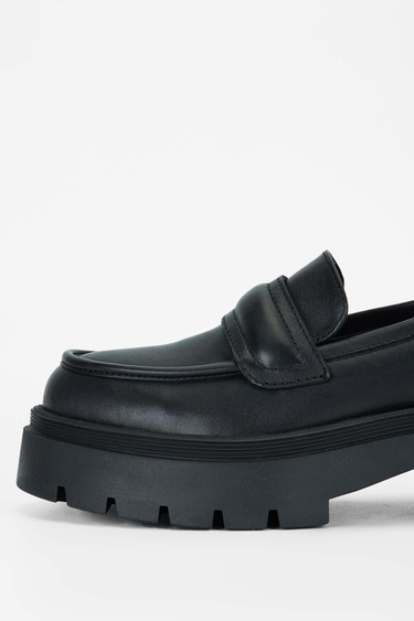  Tamer Tanca Kadın Hakiki Deri Siyah Deri Casual Ayakkabı