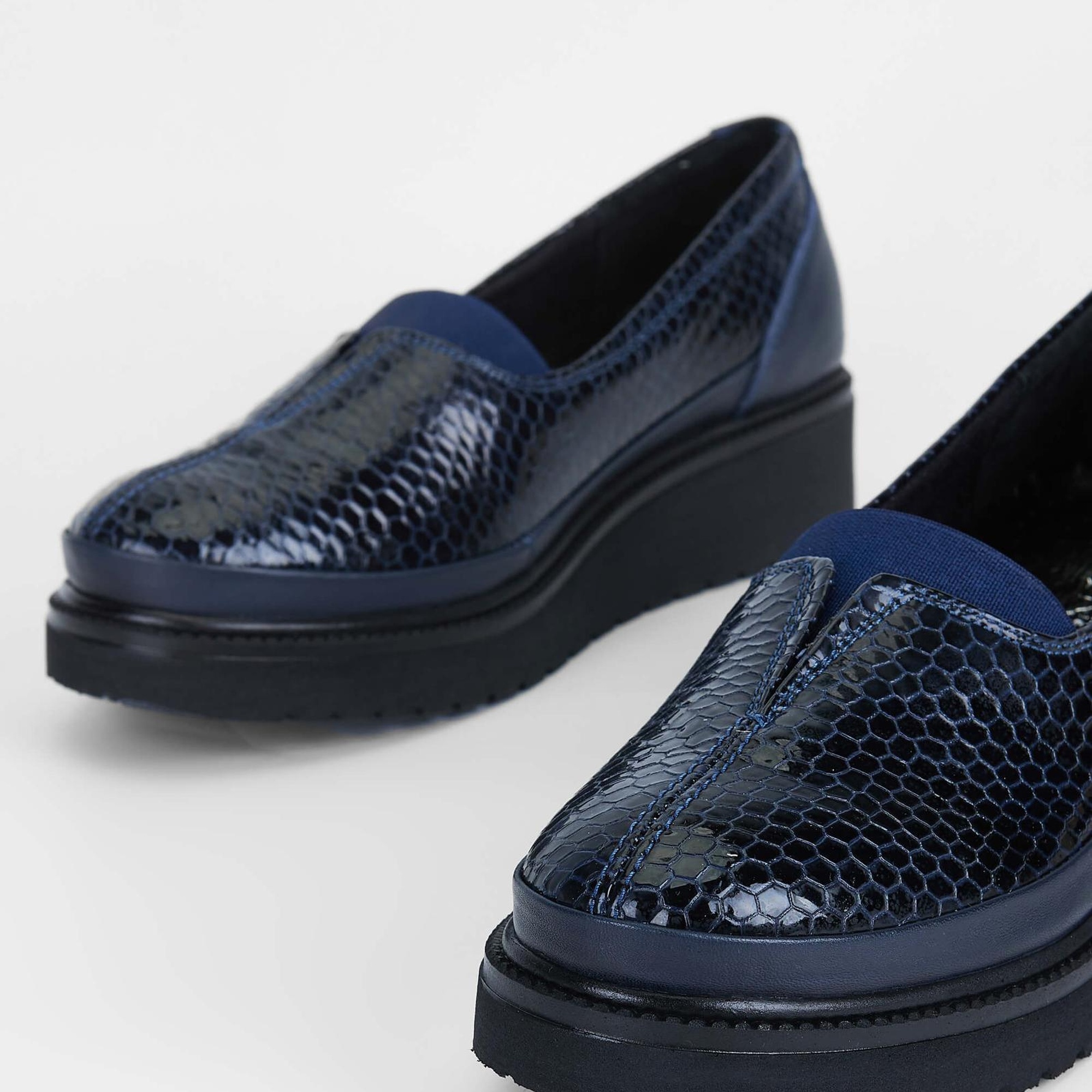 Tamer Tanca Kadın Hakiki Deri Lacivert Casual Ayakkabı