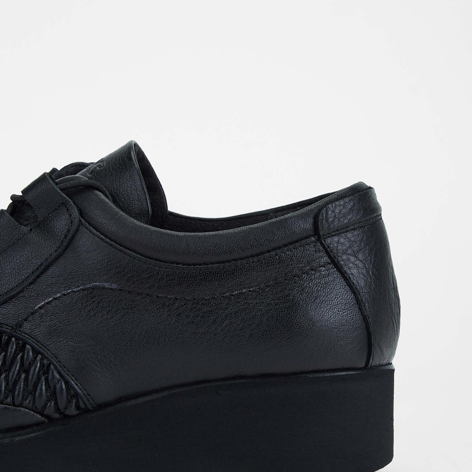 Tamer Tanca Kadın Hakiki Deri Siyah Casual Ayakkabı