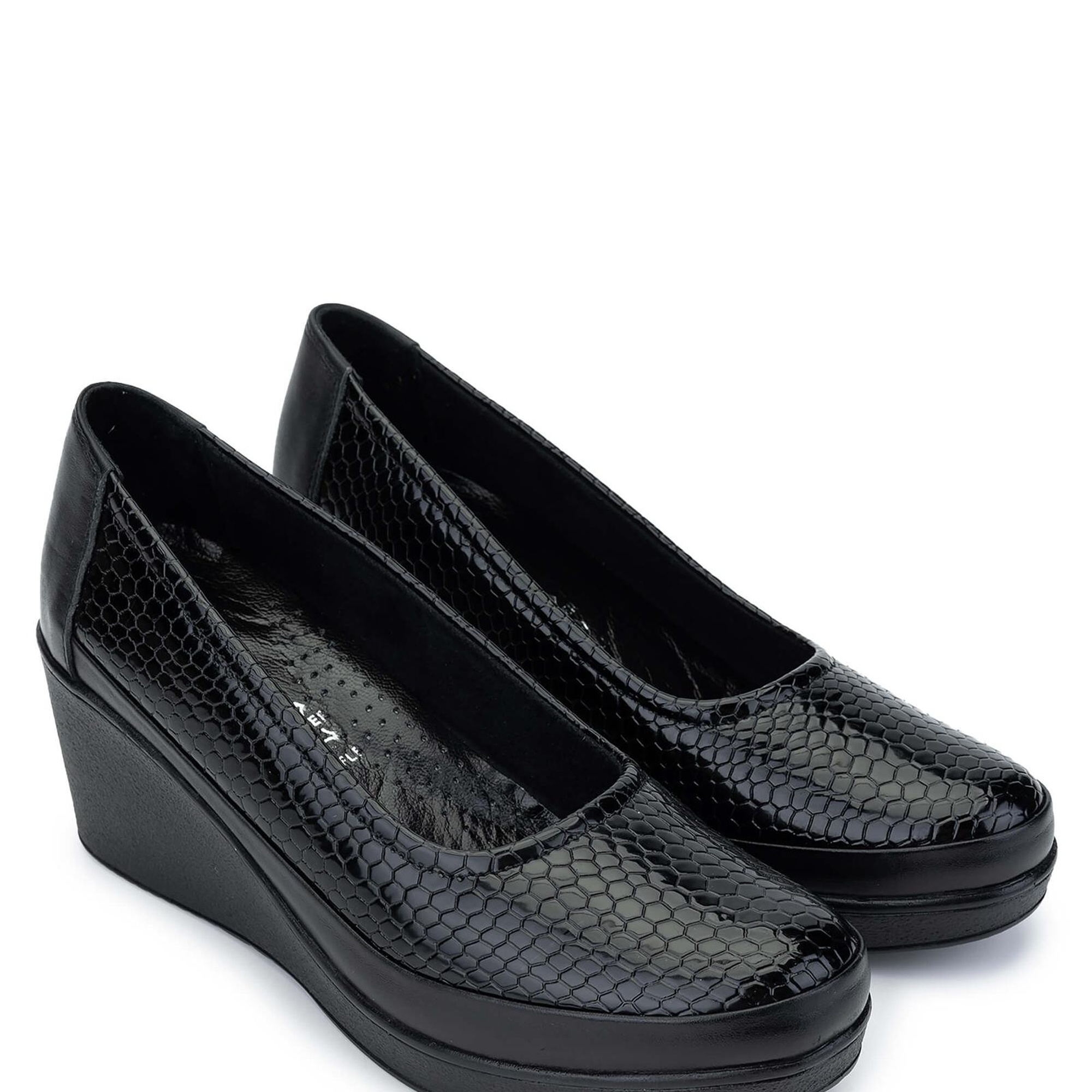 Tamer Tanca Kadın Hakiki Deri Siyah Casual Ayakkabı