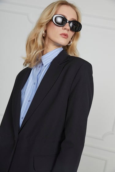  Beli Büzgülü Ceket