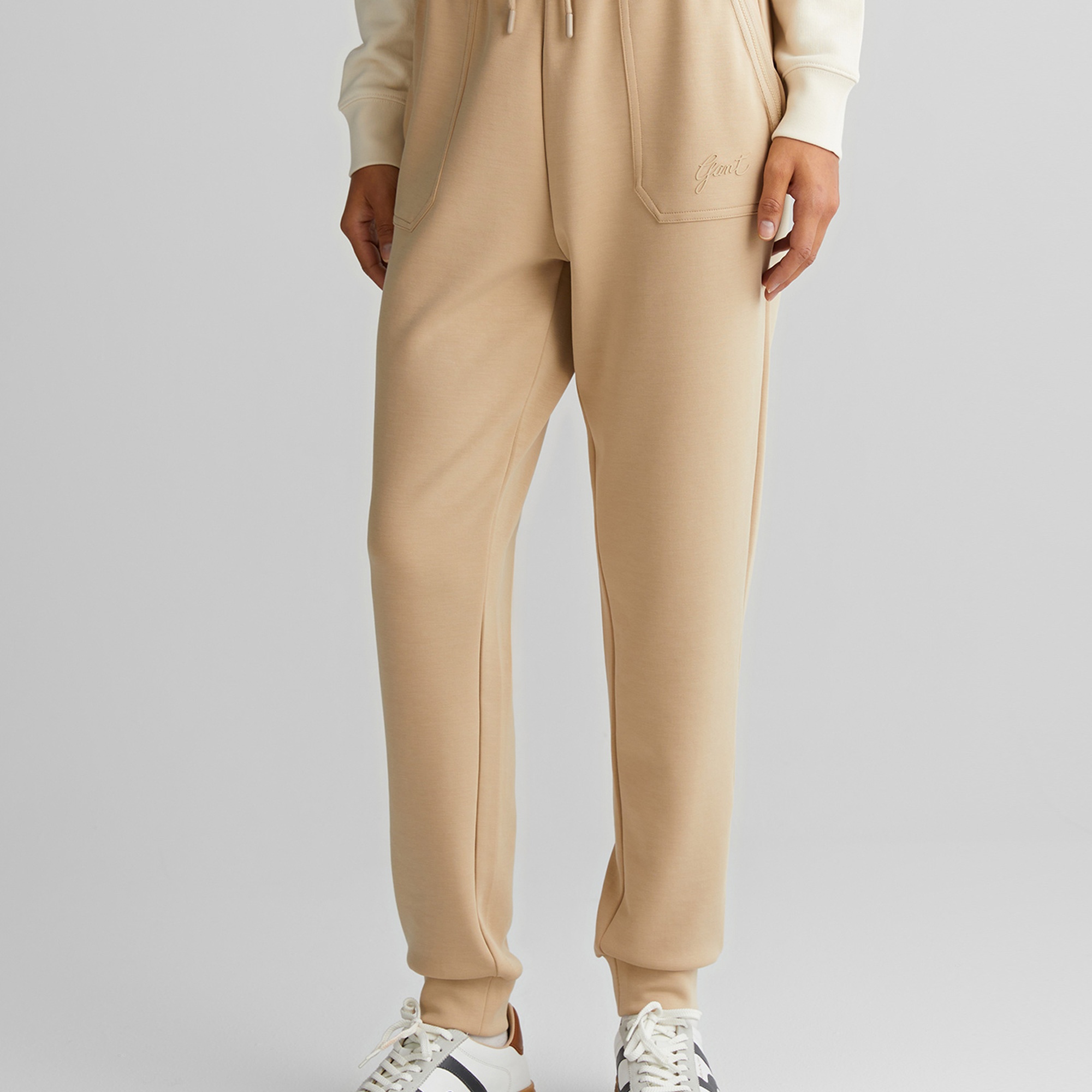 GANT Kadın Bej Regular Fit Logolu Eşofman Altı