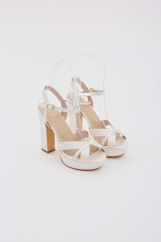  Tamer Tanca Kadın Vegan Beyaz Topuklu Ayakkabı