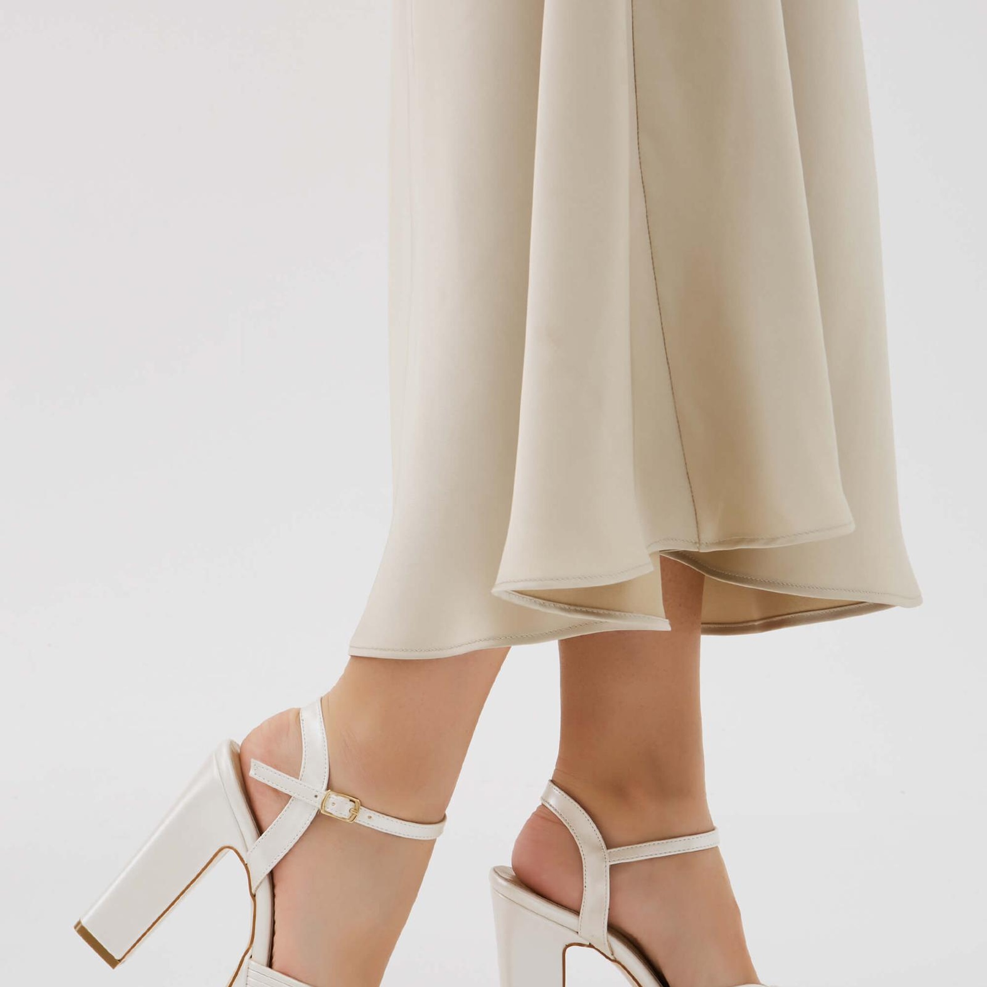 Tamer Tanca Kadın Vegan Beyaz Topuklu Ayakkabı