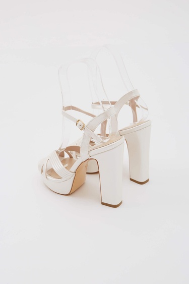  Tamer Tanca Kadın Vegan Beyaz Topuklu Ayakkabı