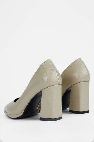  Tamer Tanca Kadın Vegan Bej Topuklu Ayakkabı