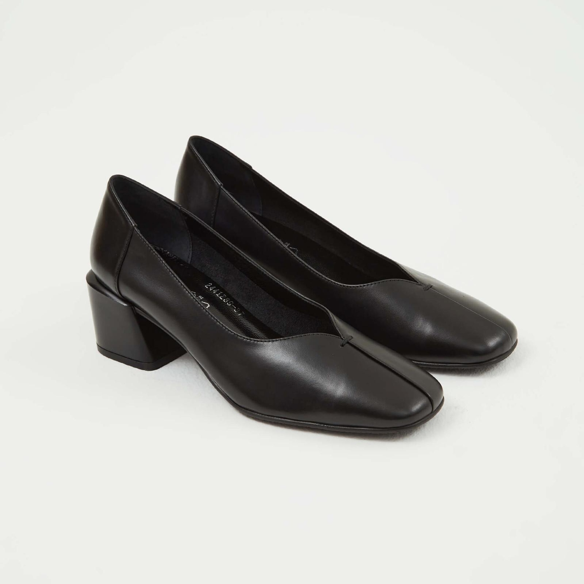 Tamer Tanca Kadın Hakiki Deri Siyah Deri Topuklu Ayakkabı