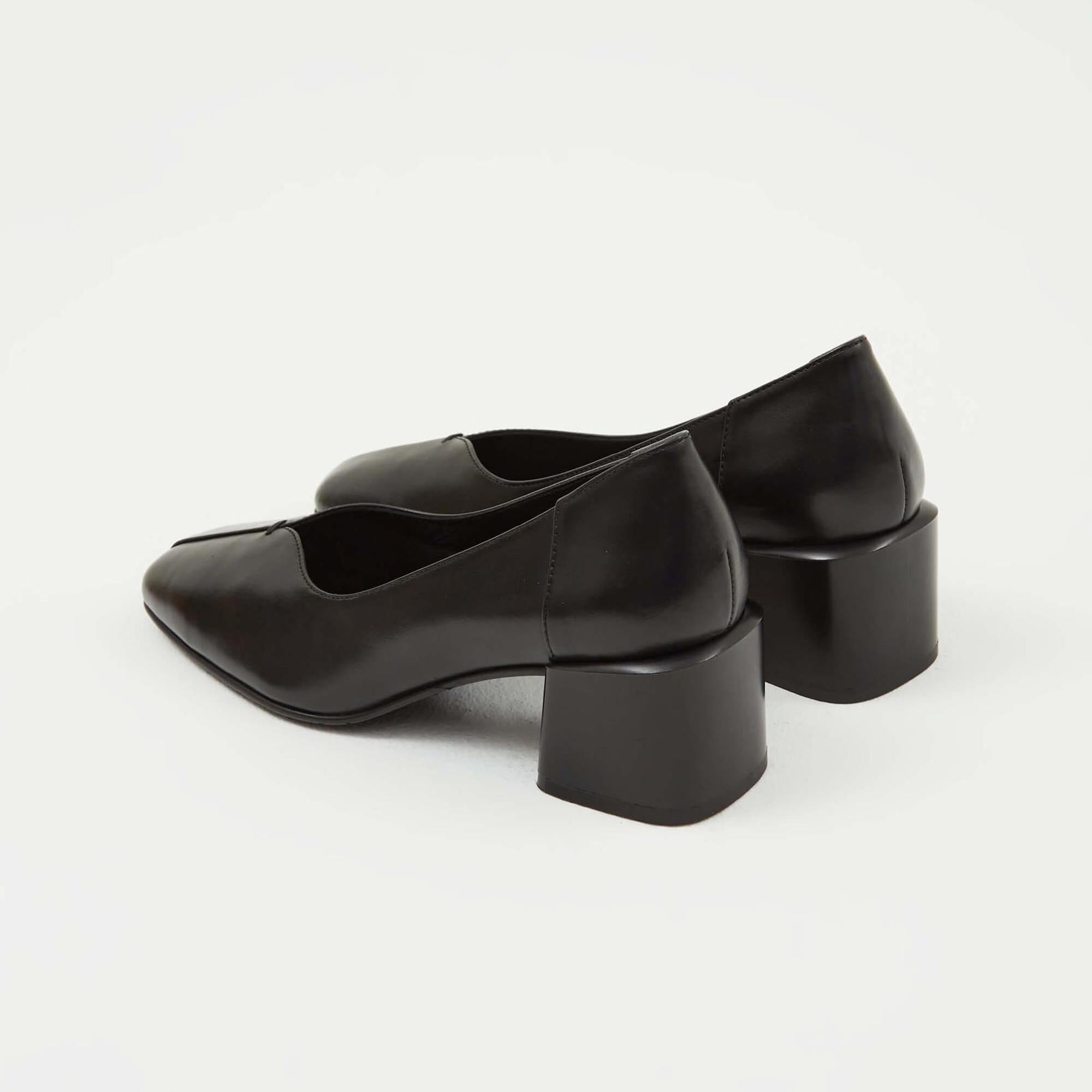 Tamer Tanca Kadın Hakiki Deri Siyah Deri Topuklu Ayakkabı