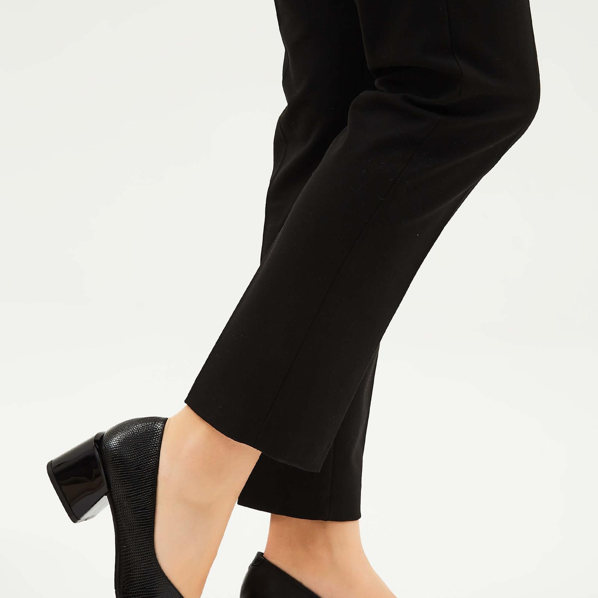 Tamer Tanca Kadın Hakiki Deri Siyah Topuklu Ayakkabı