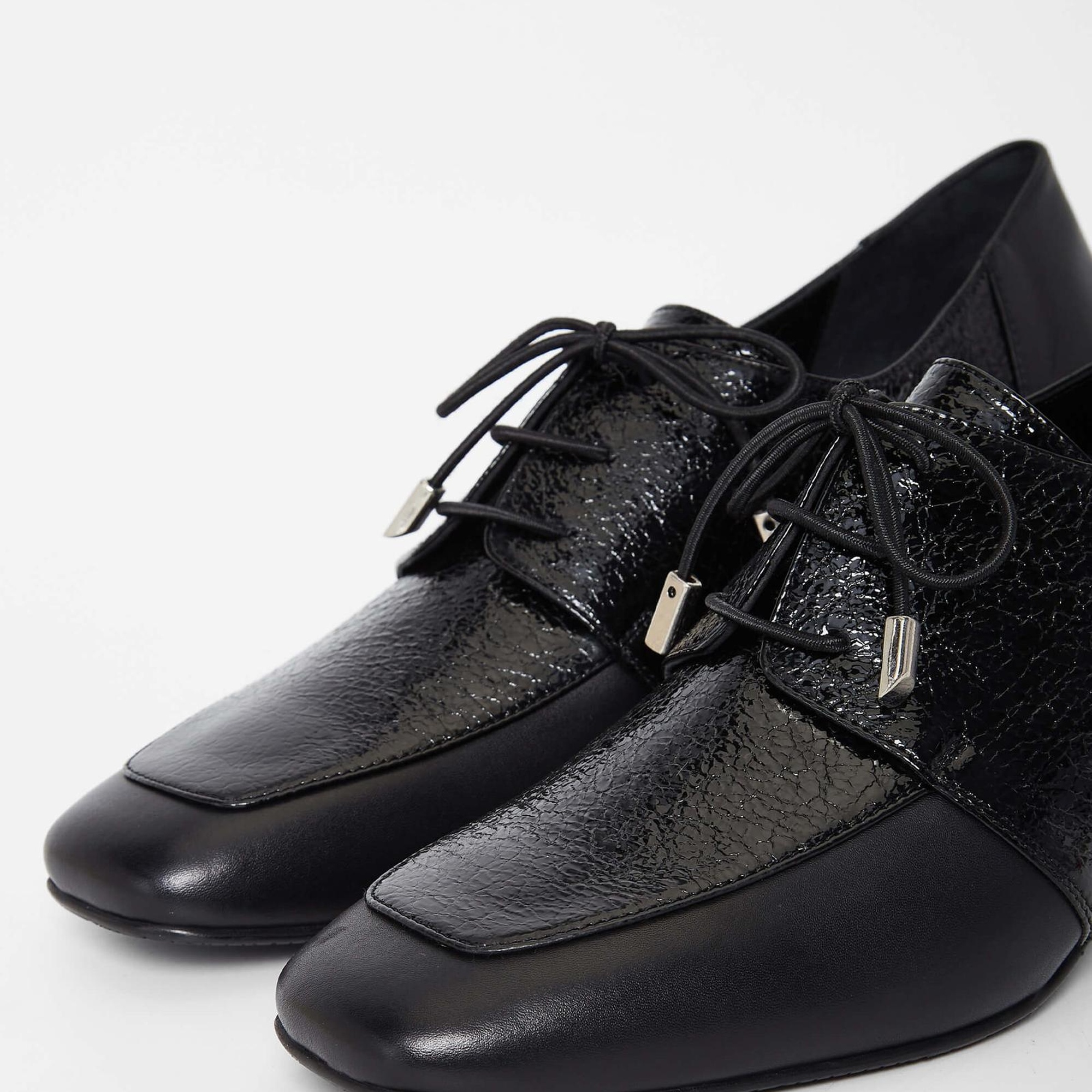 Tamer Tanca Kadın Hakiki Deri Siyah Rugan Topuklu Ayakkabı