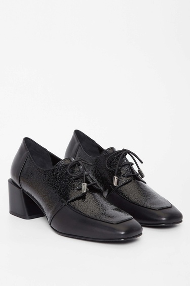  Tamer Tanca Kadın Hakiki Deri Siyah Rugan Topuklu Ayakkabı