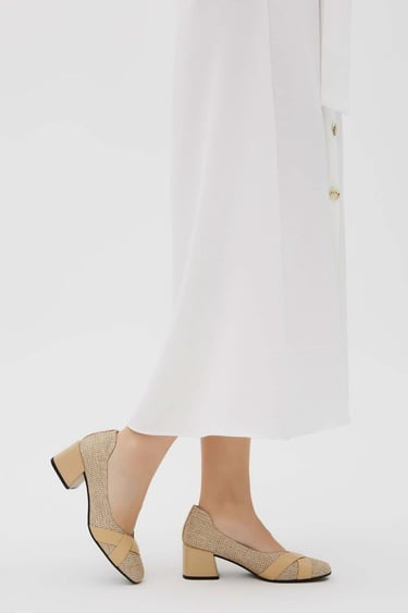  Tamer Tanca Kadın Hakiki Deri Bej Keten Topuklu Ayakkabı