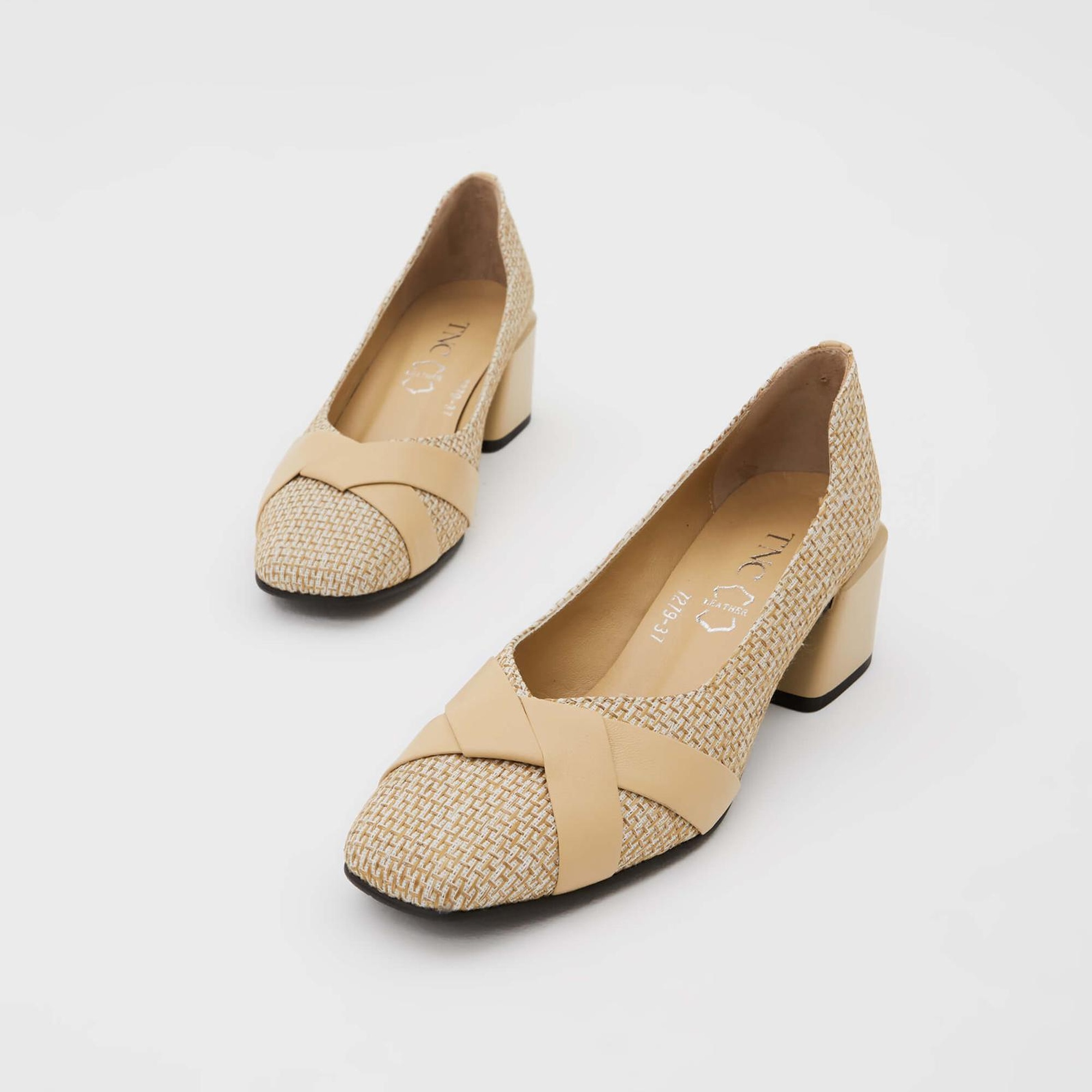 Tamer Tanca Kadın Hakiki Deri Bej Keten Topuklu Ayakkabı