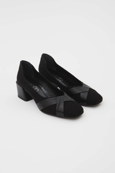  Tamer Tanca Kadın Hakiki Deri Siyah Keten Topuklu Ayakkabı