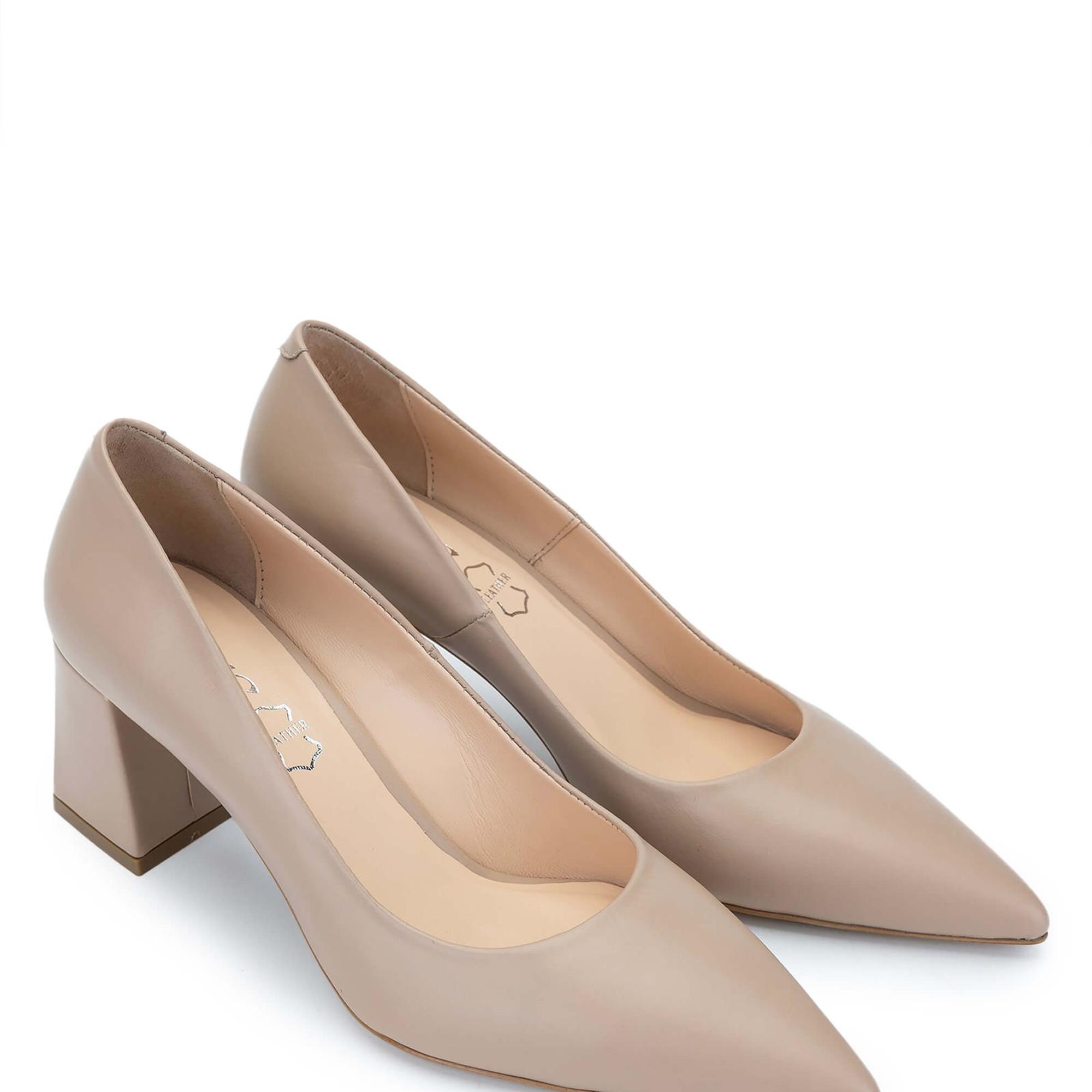 Tamer Tanca Kadın Hakiki Deri Bej Topuklu Ayakkabı