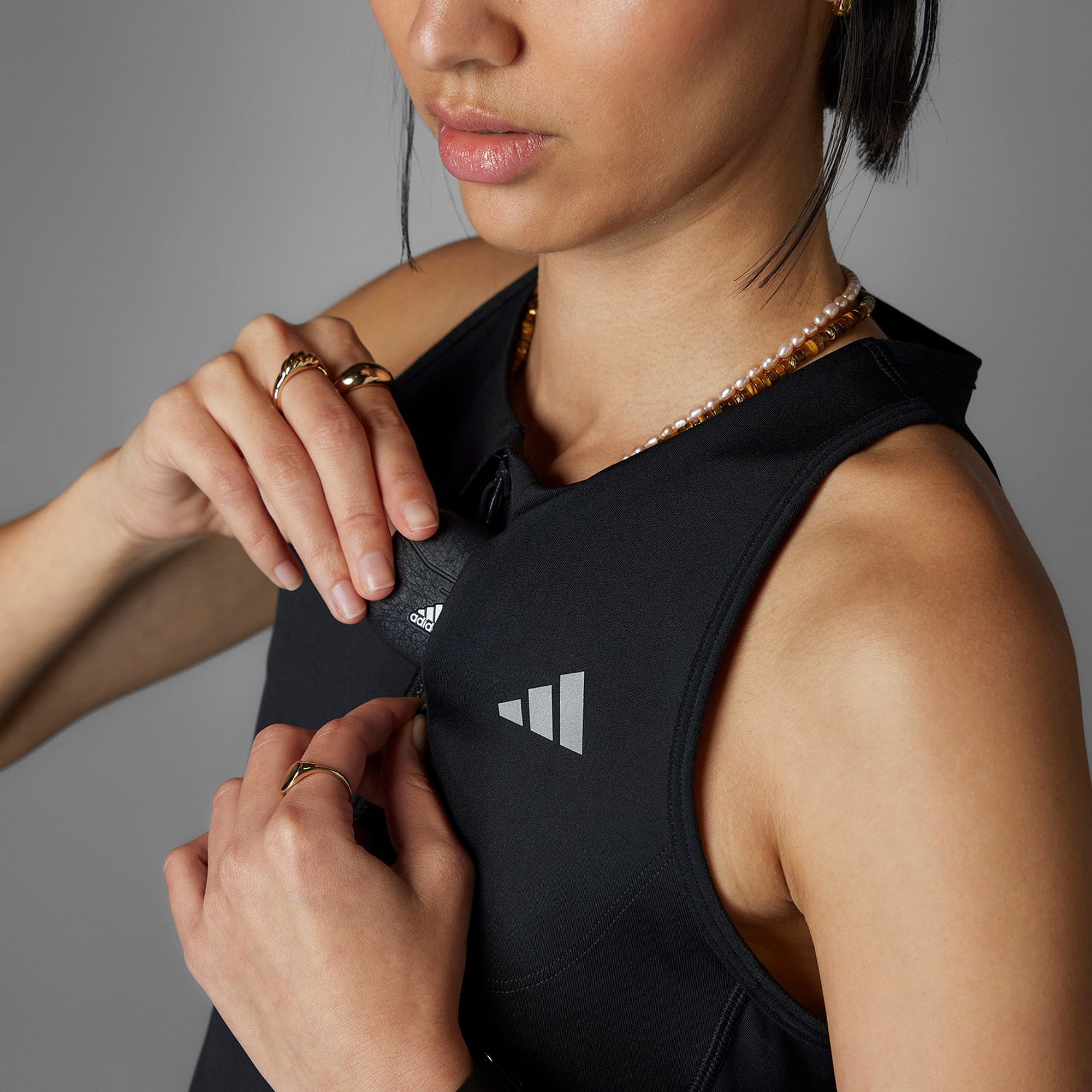 adidas Ultimate HEAT.RDY Crop Kadın Siyah T-Shirt