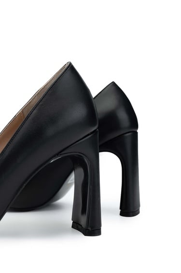  Tamer Tanca Kadın Hakiki Deri Siyah Deri Topuklu Ayakkabı