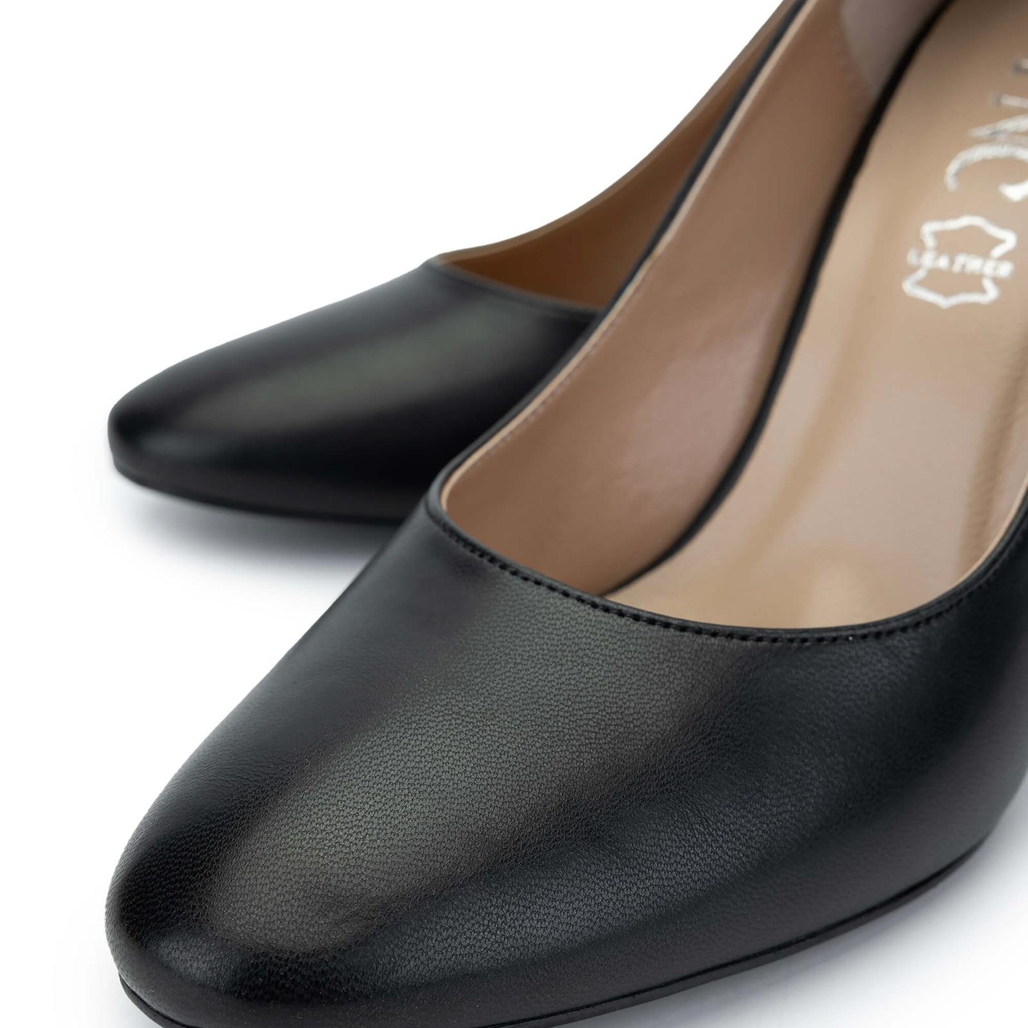 Tamer Tanca Kadın Hakiki Deri Siyah Deri Topuklu Ayakkabı