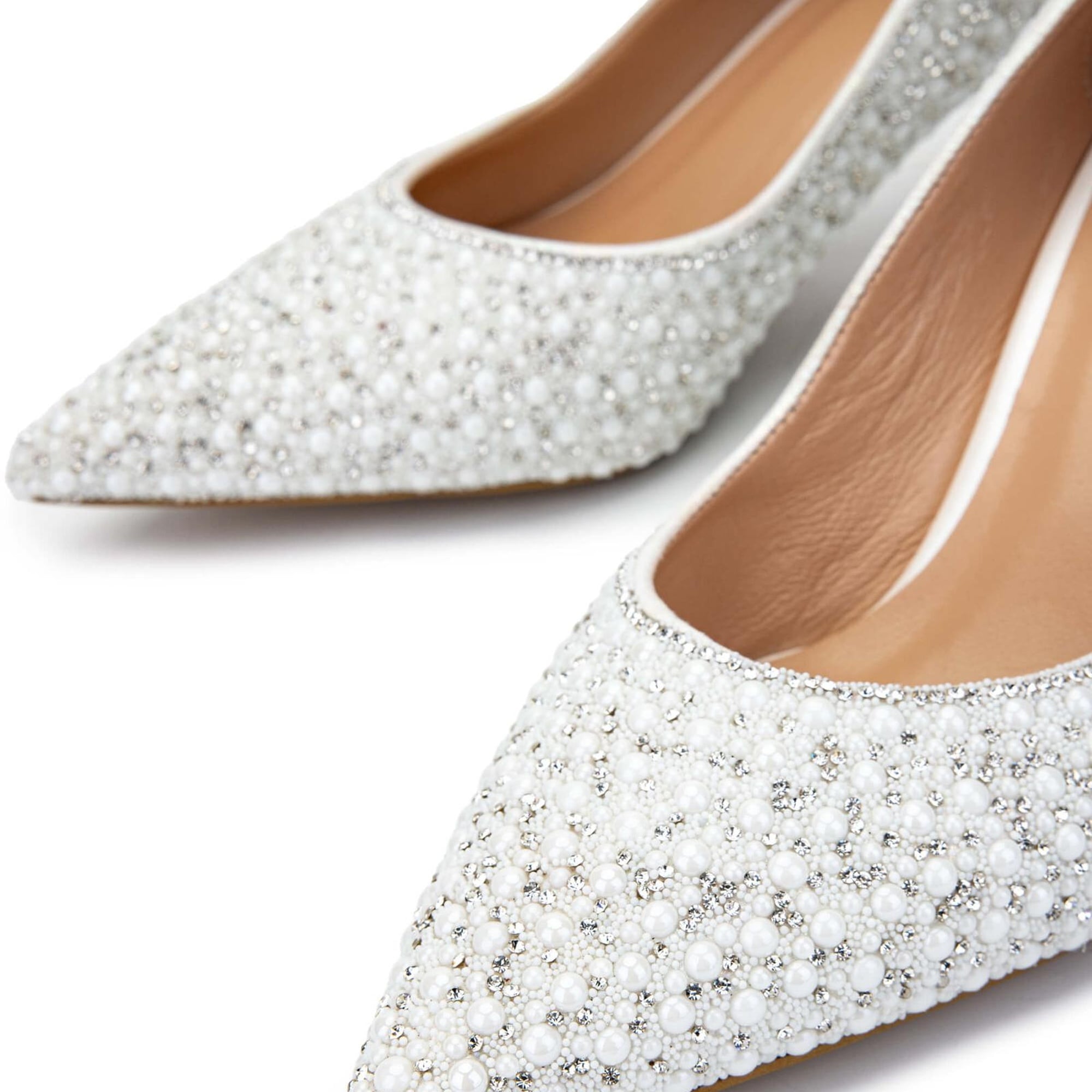 Tamer Tanca Kadın Hakiki Deri Bej Topuklu Ayakkabı