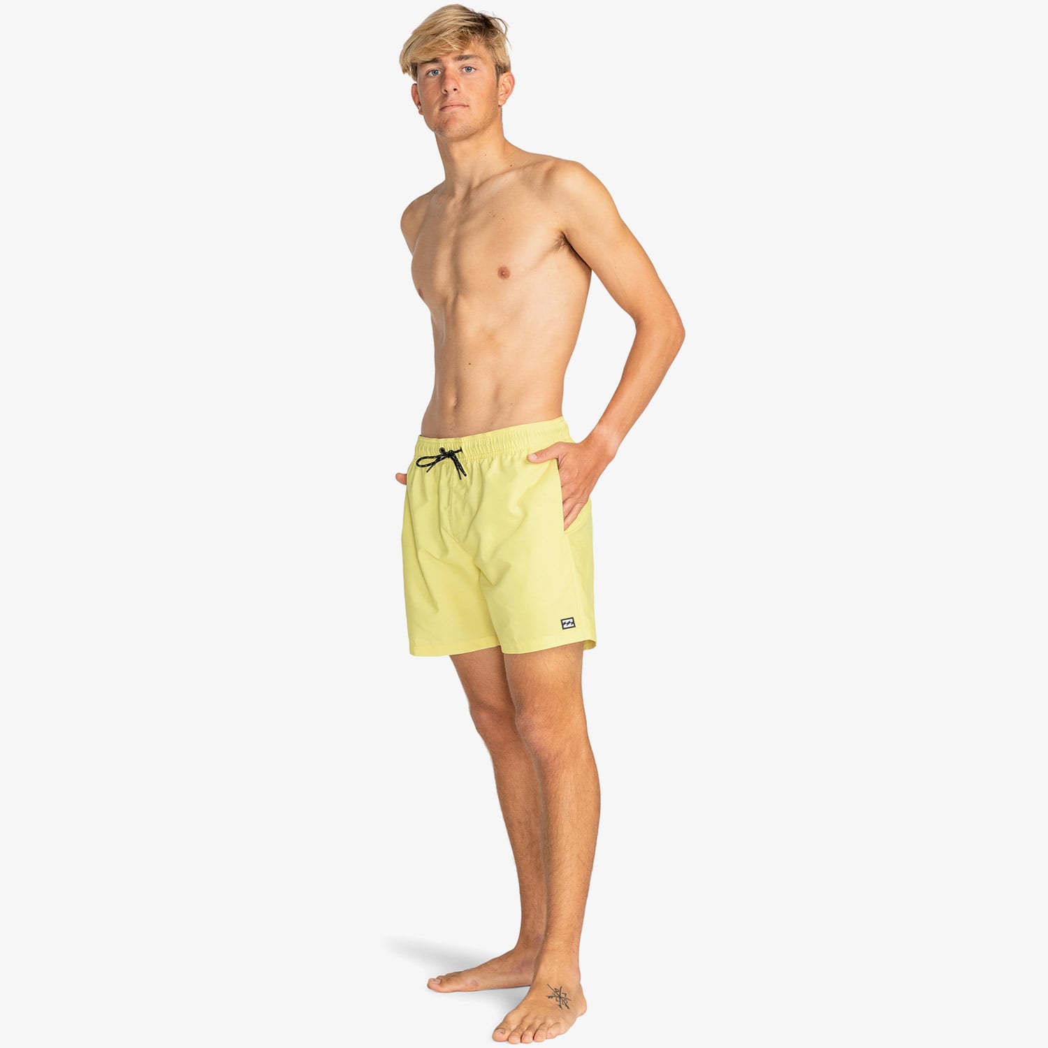  Billabong Vacay Layback Erkek Sarı Mayo Şort