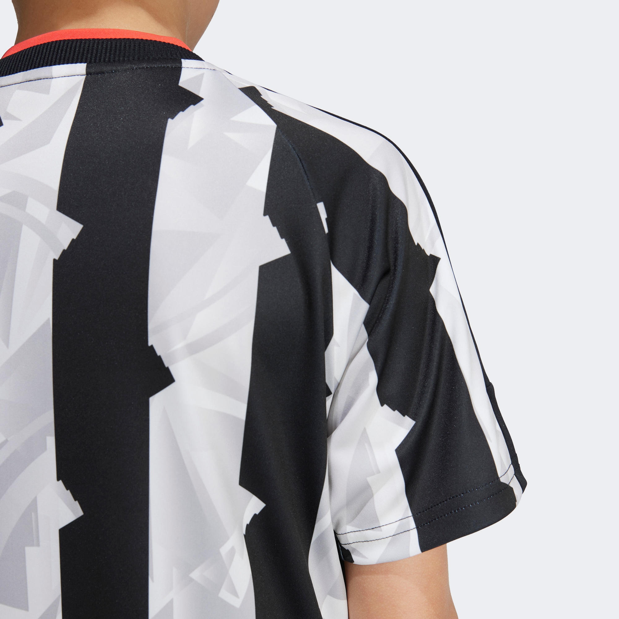 adidas Trio Çocuk Siyah T-Shirt