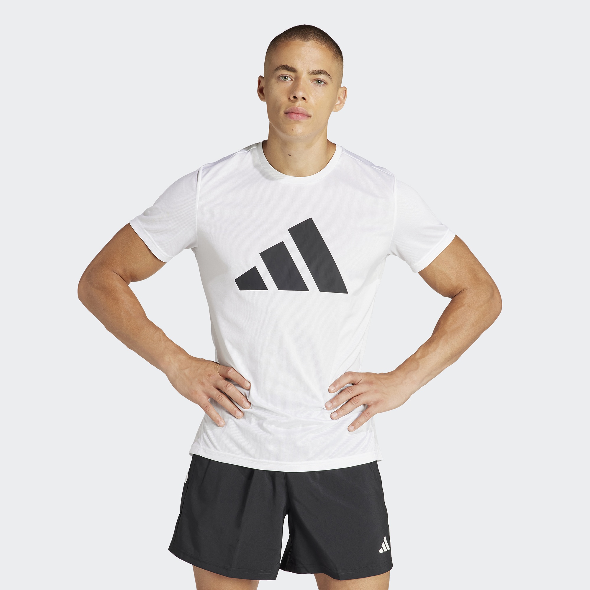 adidas Run It Erkek Beyaz Günlük T-Shirt