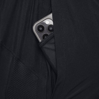  Under Armour Launch Erkek Siyah Günlük Şort