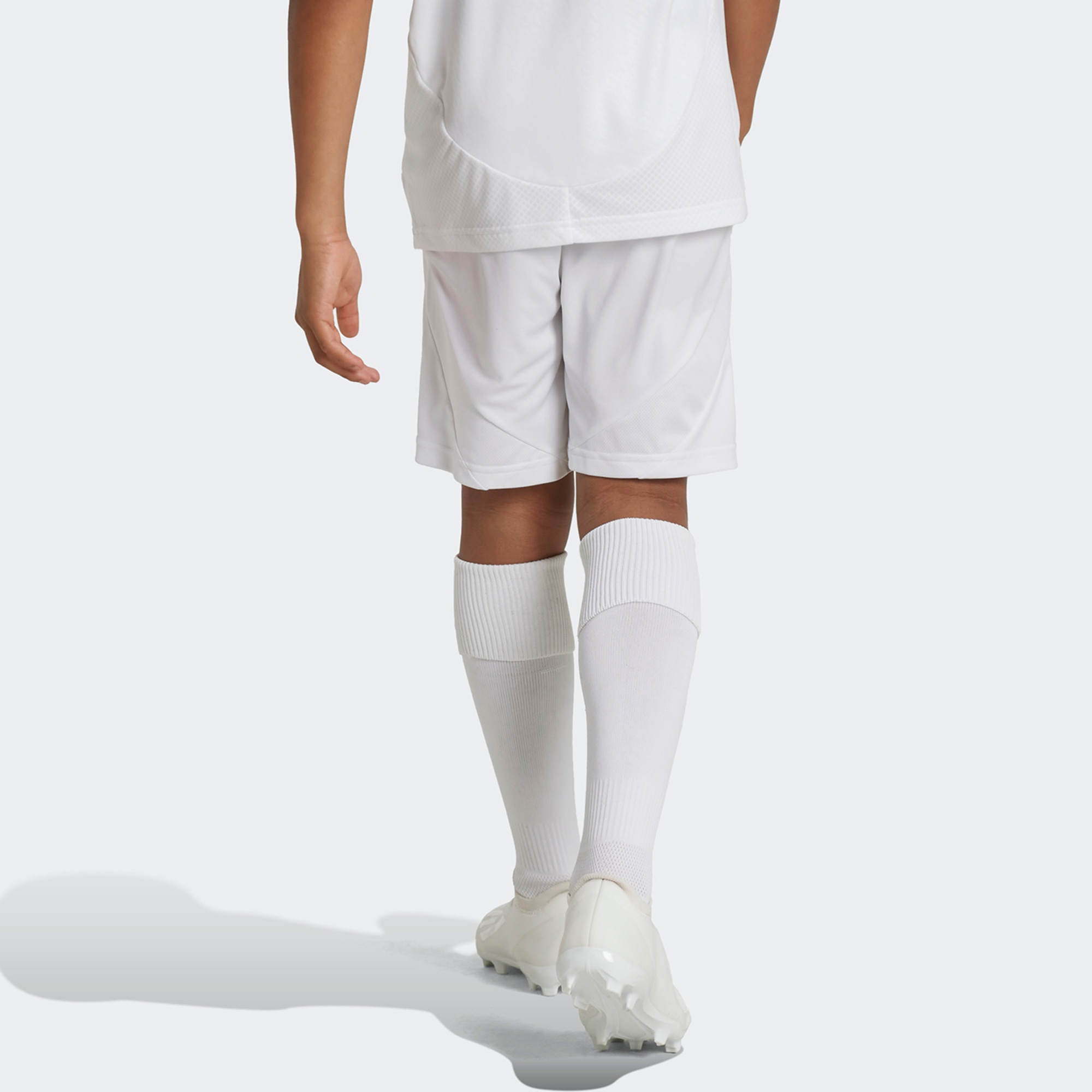 adidas Real Madrid 24/25 Çocuk Beyaz Futbol Şortu