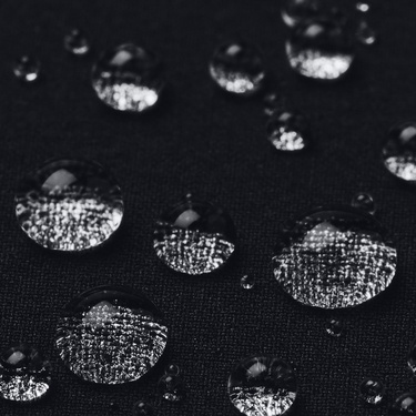  Under Armour Out Run Kadın Siyah Koşu Üstü