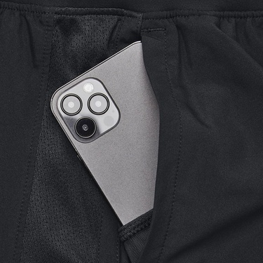  Under Armour Launch 7 inch 2in 1 Erkek Siyah Antrenman Şortu