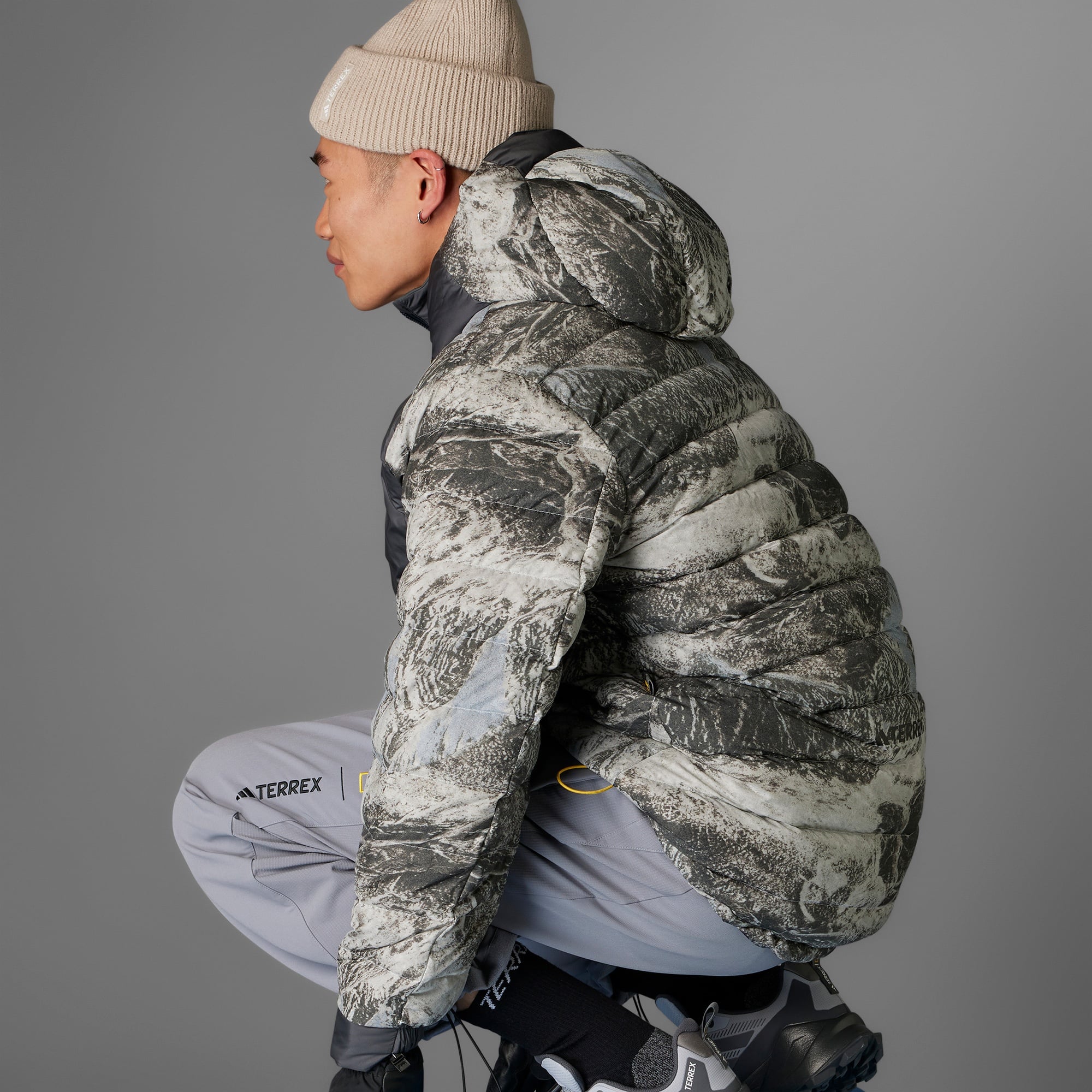 adidas Terrex National Geographic Erkek Gri Outdoor Ceket