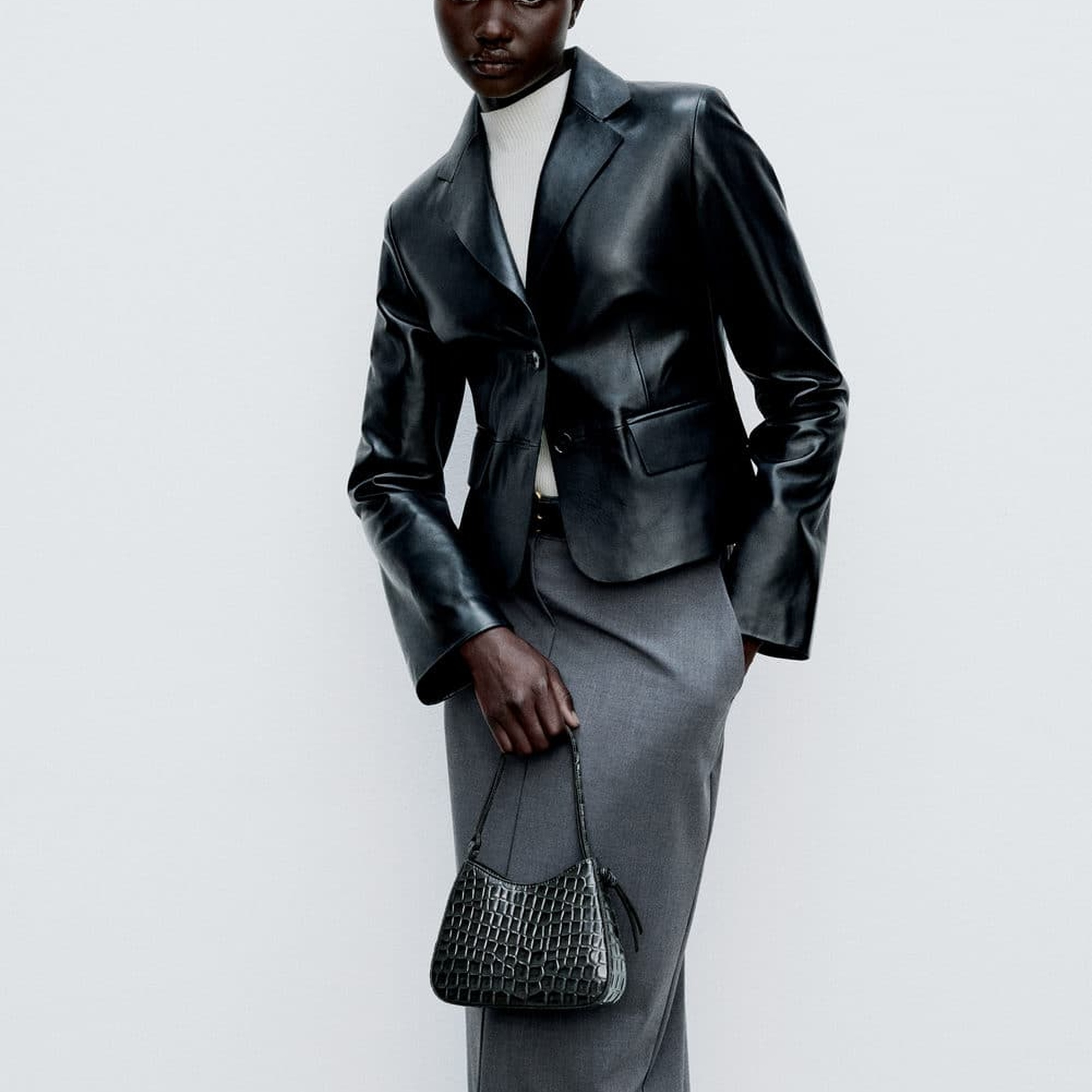 Mango Kadın Rugan Timsah Derisi Görünümlü Çanta Gri